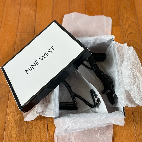 Nine West Provein Block Heel Dress Sandals in Black- Size: 6.5 - Picture 9 of 11